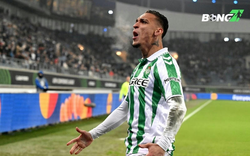 Antony tỏa sáng tại La Liga