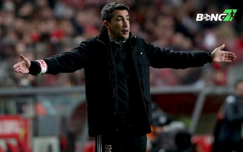 Bruno Lage chính thức được đôn lên đội 1 Benfica vào năm 2019 với vị trí HLV tạm quyền