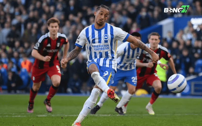 Joao Pedro vượt qua cả Mohamed Salah về khả năng ghi bàn từ chấm phạt đền