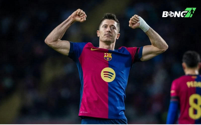 Lewandowski bứt phá trong cuộc đua Pichichi