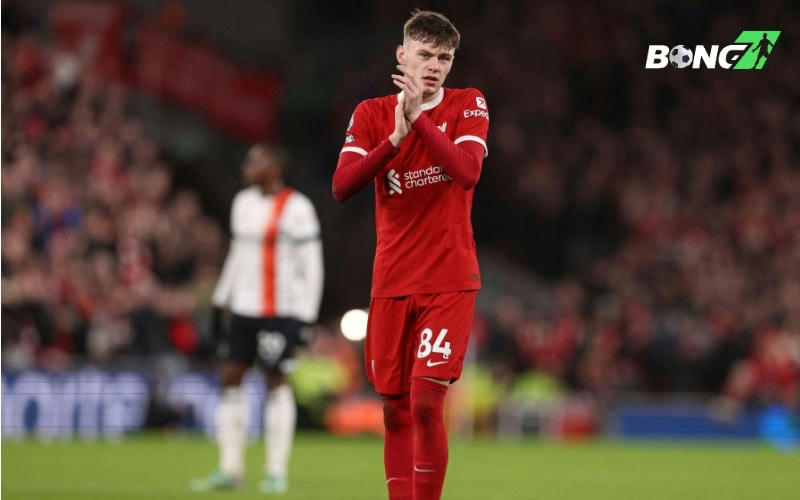 Liverpool đang tập trung tối đa vào việc giữ chân hậu vệ trẻ Conor Bradley.