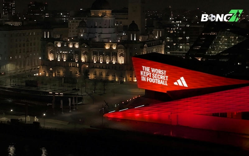Hợp đồng Liverpool và Adidas mang tính bước ngoặt