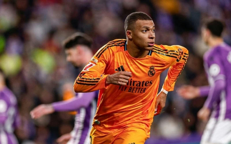 Ancelotti tiết lộ nguyên nhân Mbappe bị thay ra