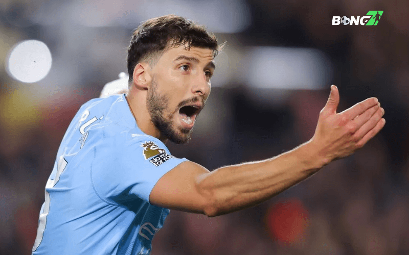 Ruben Dias và Man City đang đối mặt với một mùa giải đầy thử thách