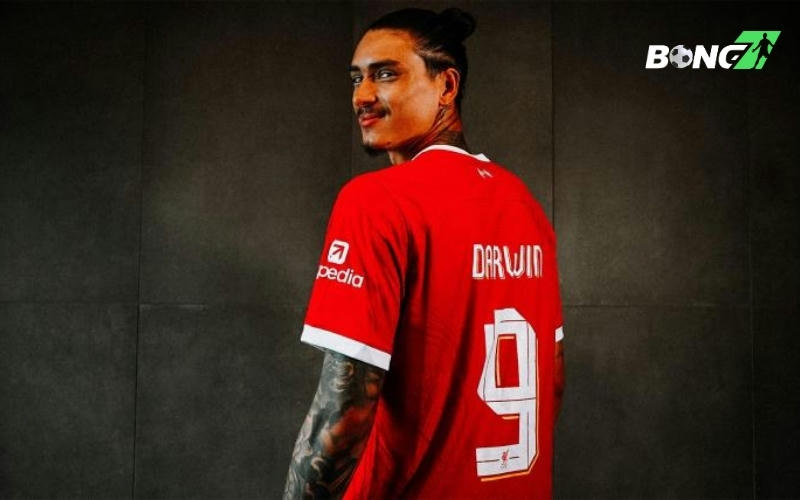 Ai là số 9 lý tưởng cho Liverpool?