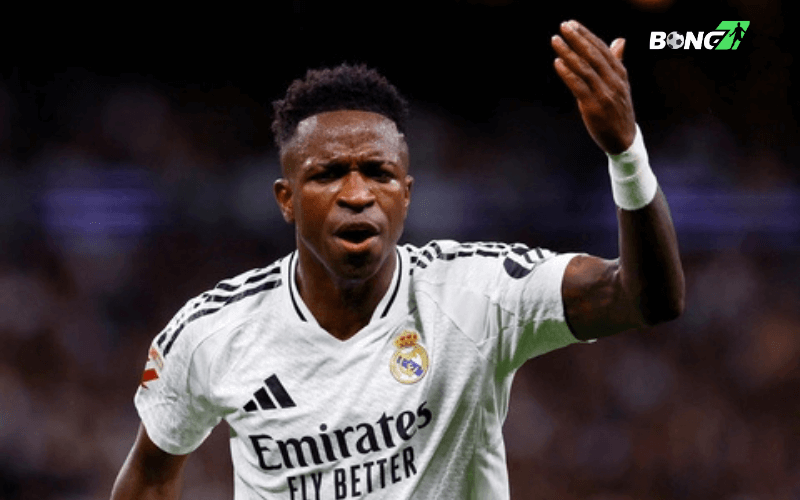 Vinicius bỏ lỡ cơ hội vàng của Real Madrid