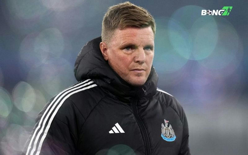 HLV Eddie Howe của Newcastle đang hồi phục sau khi mắc bệnh viêm phổi