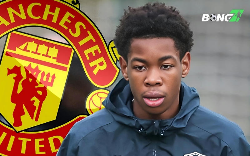 Enzo Kana-Biyik là ai khiến đội bóng áo đỏ thành Manchester chú ý đến vậy?