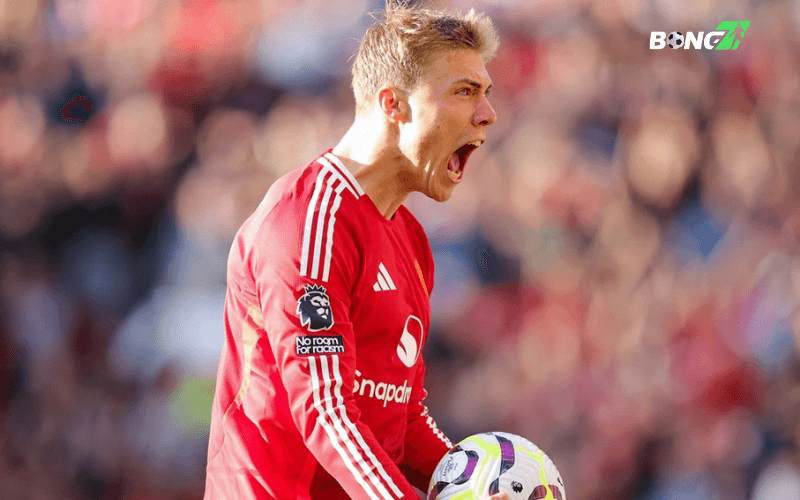 Thống kê báo động về hiệu suất của Hojlund sau trận thua của Man United trước Nottingham