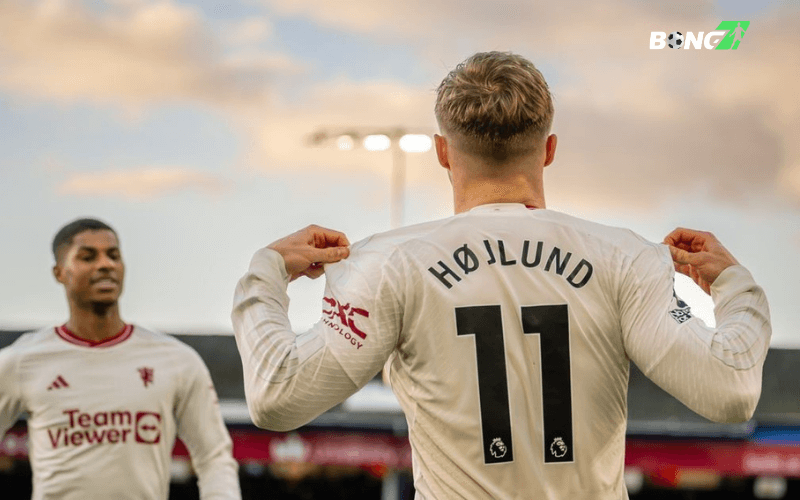 Trận thua trước Nottingham Forest là hồi chuông cảnh tỉnh cho Man United