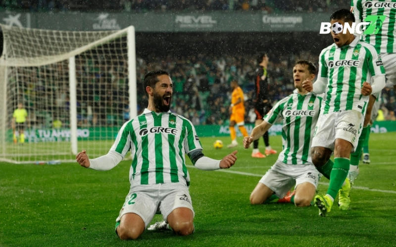 Real Betis hướng đến top 5 La Liga để tham dự cúp C1