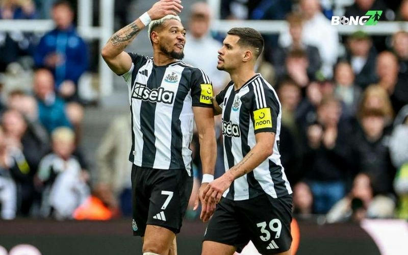 Joelinton suýt bị treo giò vì “cái đầu nóng”