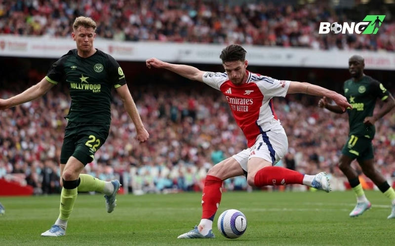 Arsenal kiểm soát nhưng thiếu sắc bén