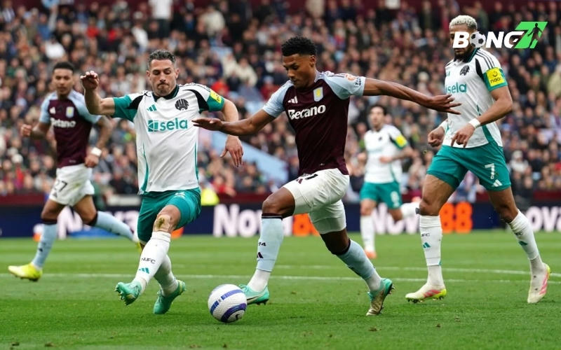 Aston Villa giành chiến thắng chung cuộc