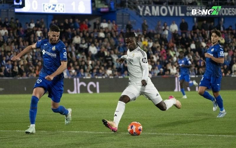 Chiến thắng đáng khen ngợi của Real Madrid