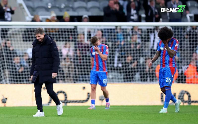 Crystal Palace tiếp tục gặp khó