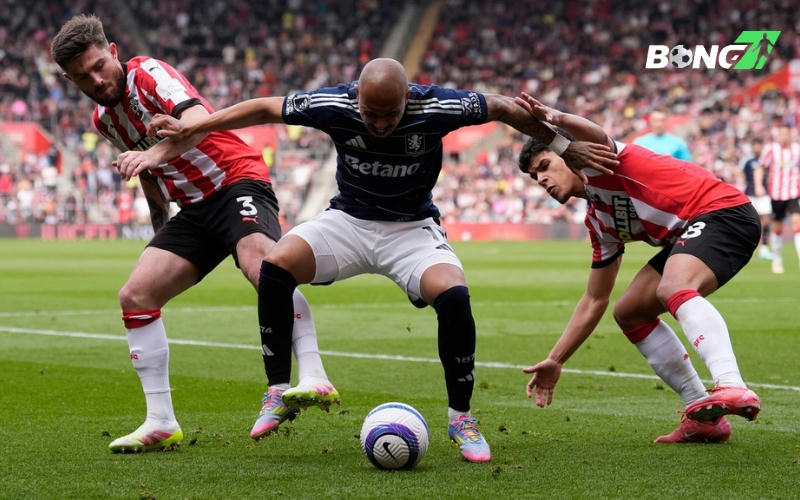 Chiến thắng mở ra hy vọng cho Aston Villa