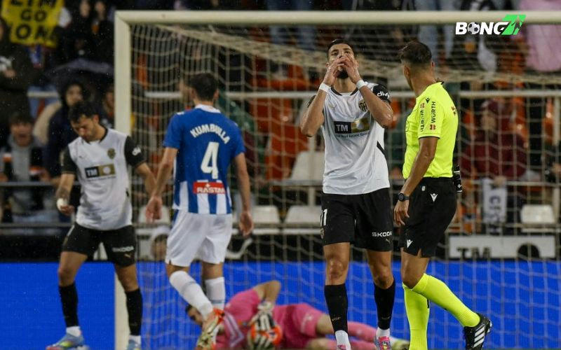 Edu Expósito là cầu thủ quan trọng nhất trong việc tổ chức tấn công cho Espanyol
