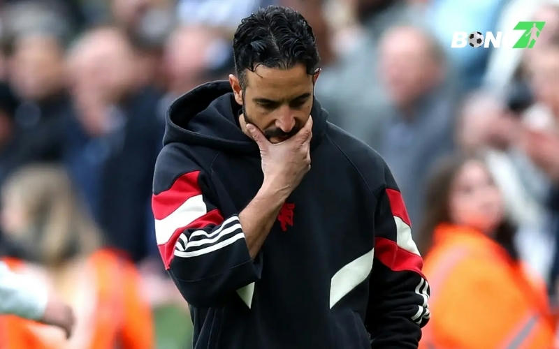 Lời cảnh tỉnh cho một Manchester United rệu rã