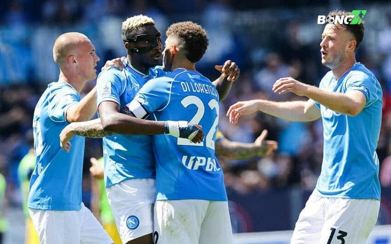 Theo các chuyên gia bóng đá, Napoli sẽ giành chiến thắng dễ dàng trong trận đấu này