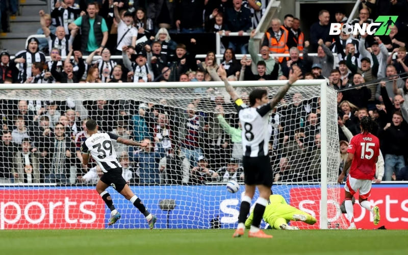 Lần đầu ghi 4 bàn vào lưới MU tại Premier League kể từ 2021