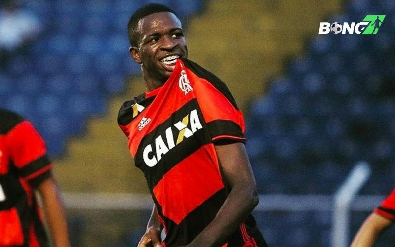 Vinicius đã từng thi đấu cho Flamengo trước khi tới Real Madrid