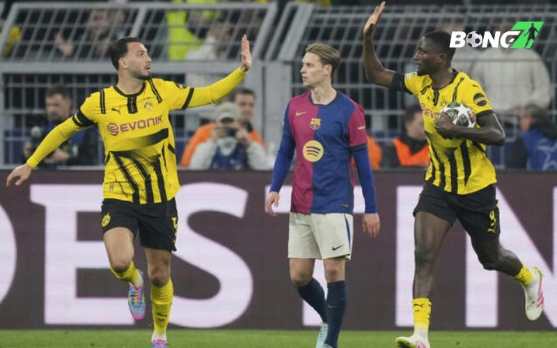 Serhou Guirassy gây tiếng vang lớn với cú hat-trick trong trận vs Barca