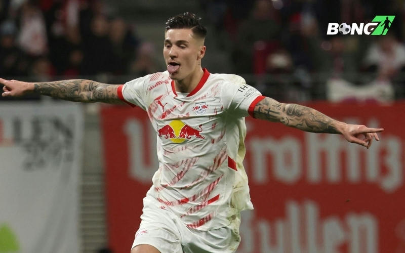 Benjamin Sesko cũng đang trong tầm ngắm của Arsenal