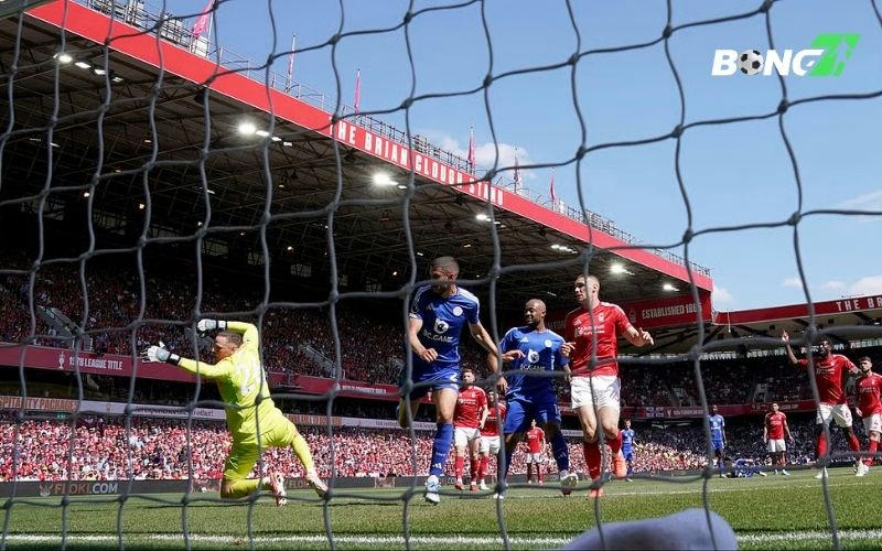 Nottingham Forest áp đảo nhưng không thể chiến thắng chung cuộc