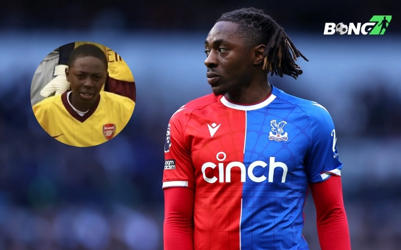 Eberechi Eze có thời gian thi đấu ở đội trẻ của Arsenal