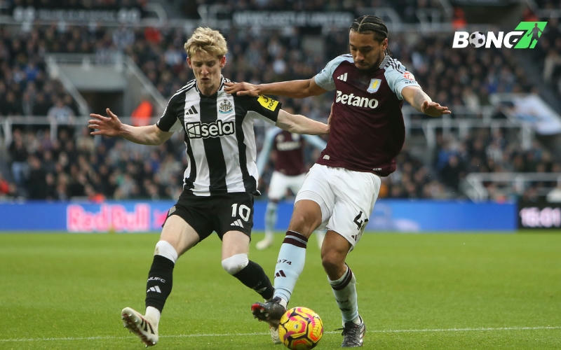 Aston Villa vs Newcastle có lối chơi cởi mở
