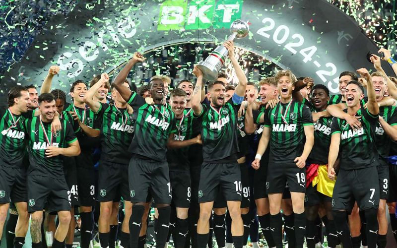 Sassuolo vô địch Serie B để lên hạng
