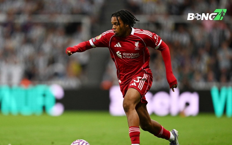 Rio Ngumoha chính là viên ngọc châu báu của The Kop sau những Gerrad hay Arnold